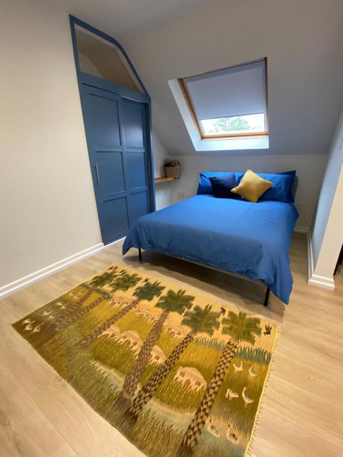 Lovely Spacious Loft Close To Train Station Вётинг Экстерьер фото